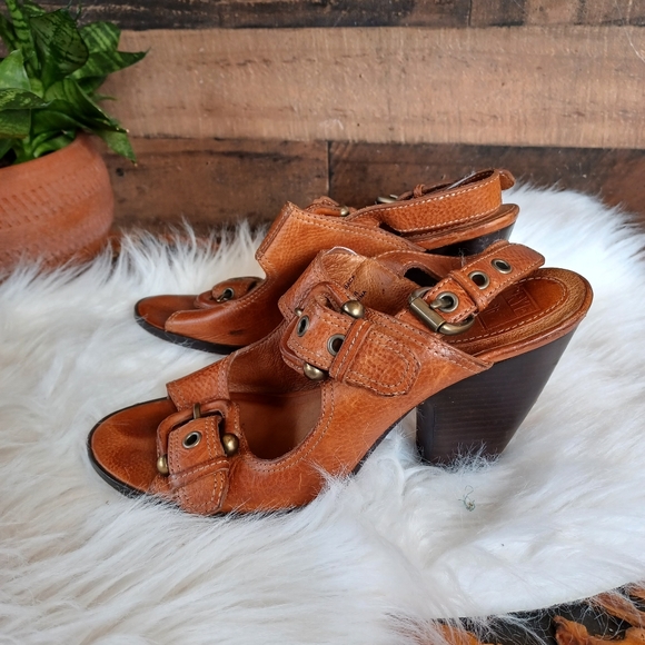 Frye Peek Toe Leather Chunky Heels - Picture 3 of 8